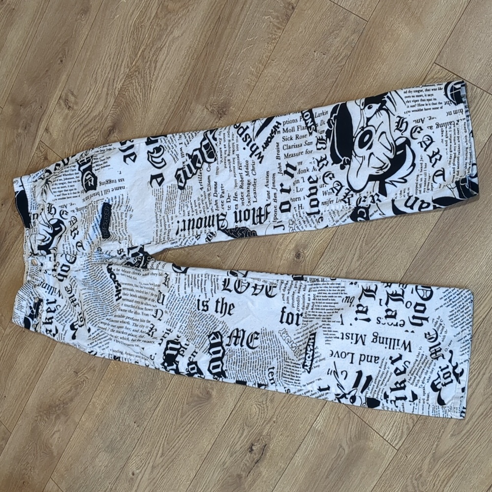 History Iceberg Looney Tunes Jeans Made in Italy size 28 Vintage NO SPANDEX
